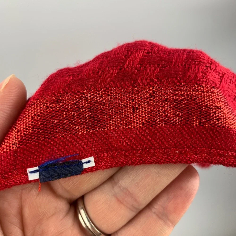 Red‎ Weaved Knit Shimmer Scarf